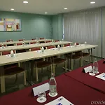 B&B Hotel Madrid Aeropuerto T1 T2 T3 